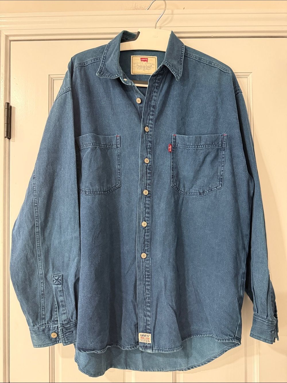 Vintage Levi's Shirt Men's L Denim 90s Red Tab Buttons Workwear Western Grunge